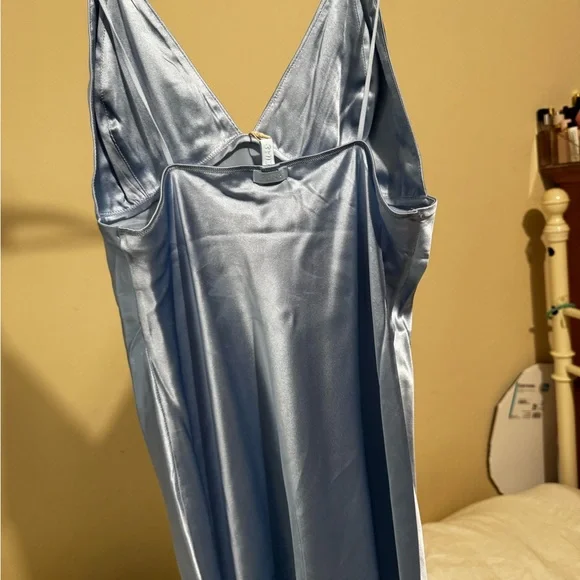 SKIMS Light Blue Silk Fabric - Picture 2 of 4